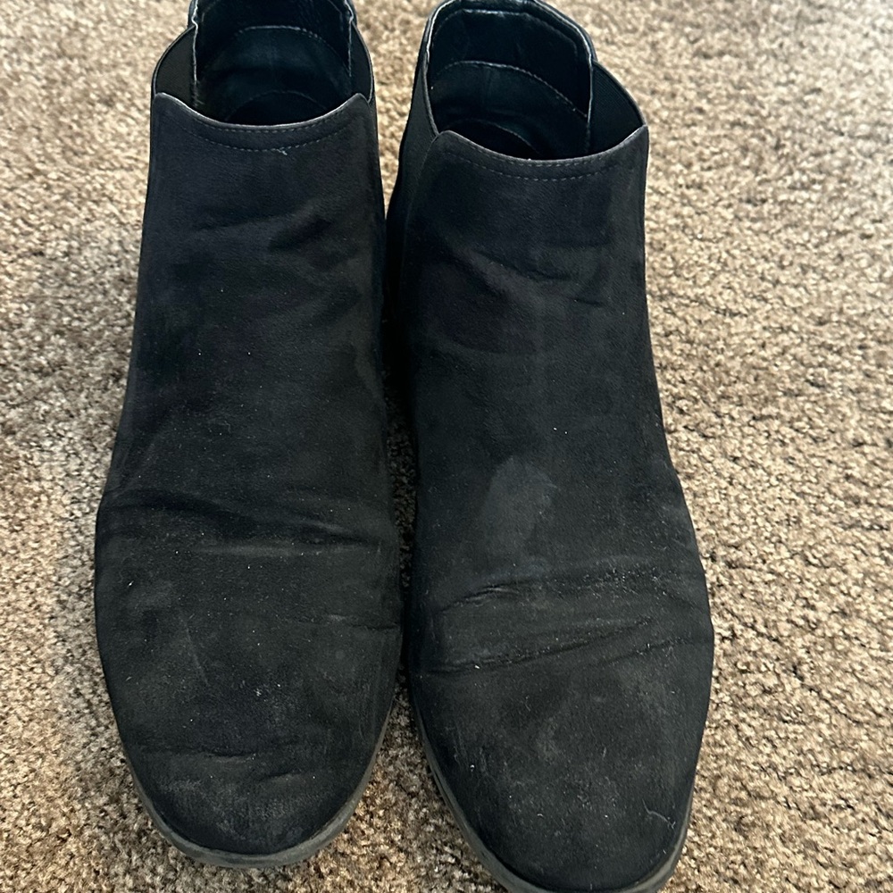 Black Chelsea Boots